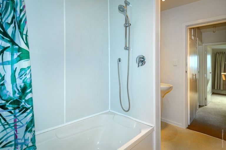 Photo of property in 2/81 Southampton Street, Sydenham, Christchurch, 8023