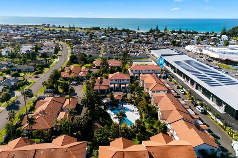 Photo of property in 1/111 Santa Monica Drive, Papamoa Beach, Papamoa, 3118