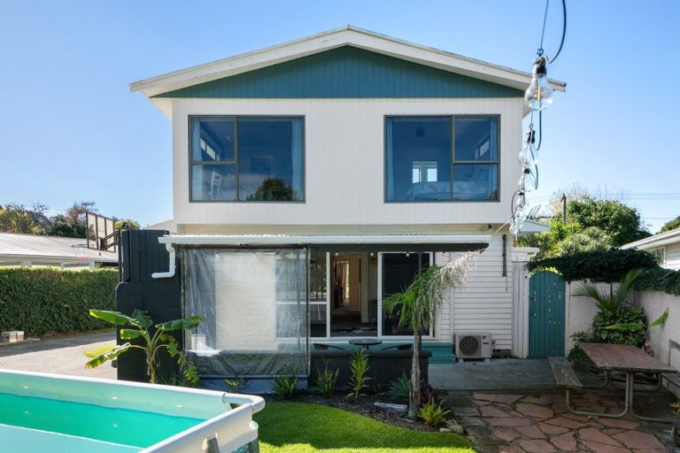 Photo of property in 30 Turenne Street, Inner Kaiti, Gisborne, 4010