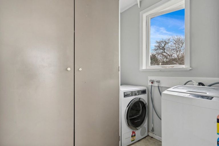 Photo of property in 106a Mako Mako Road, Levin, 5510