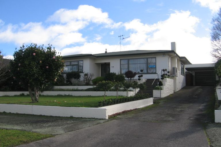 Photo of property in 77 Florence Avenue, Palmerston North, 4414