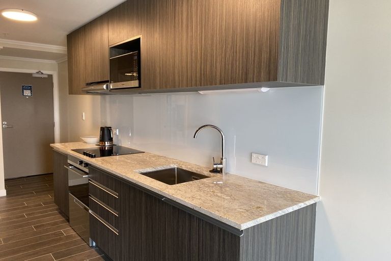 Photo of property in Frame Apartments, 1101/111 Molesworth Street, Thorndon, Wellington, 6011