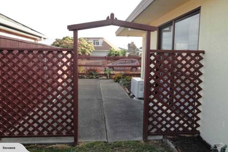 Photo of property in 2/15 Stead Crescent, Stoke, Nelson, 7011