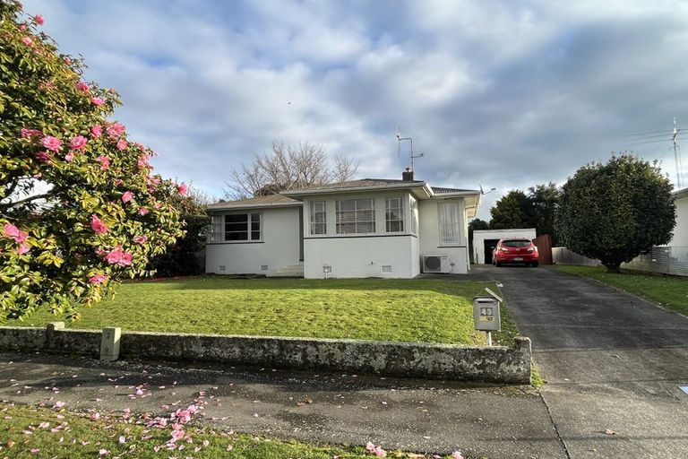 Photo of property in 43 Nottingham Avenue, Awapuni, Palmerston North, 4412