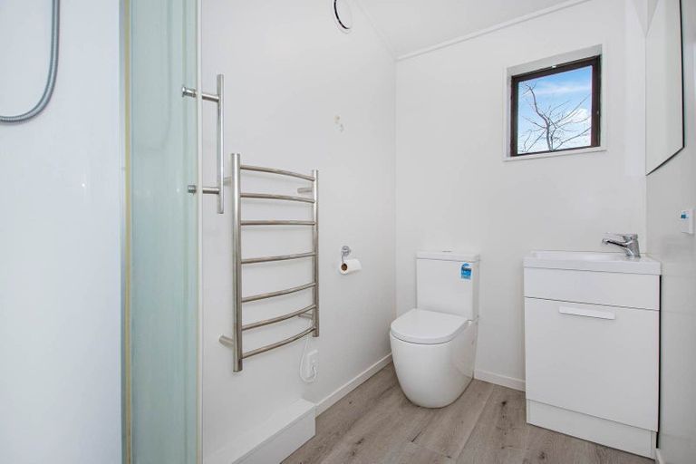 Photo of property in 33 Commins Road, Onerahi, Whangarei, 0110