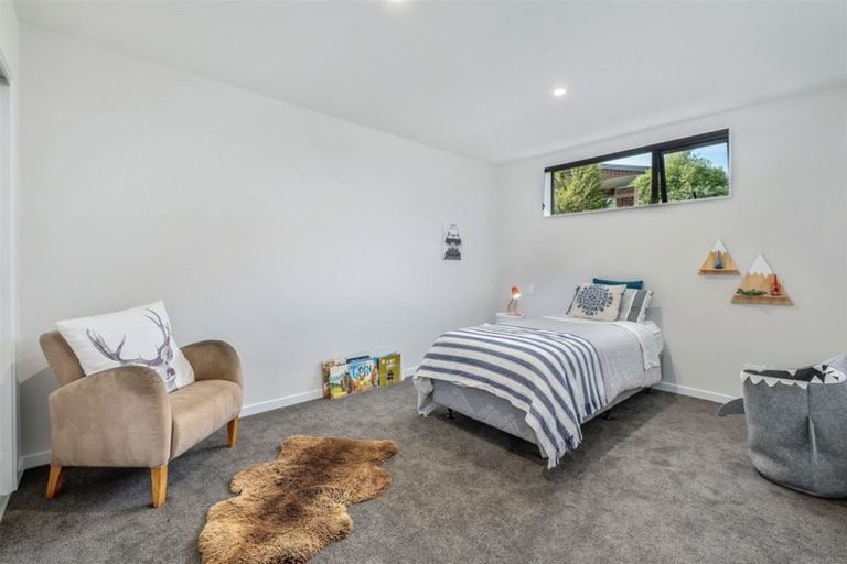 Photo of property in 7 Stackbrae Avenue, Wanaka, 9305