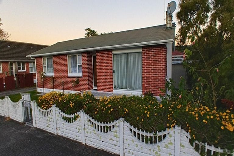 Photo of property in 2a Gower Street, Silverstream, Upper Hutt, 5019