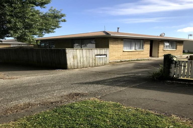 Photo of property in 9 Ada Street, Hokowhitu, Palmerston North, 4410