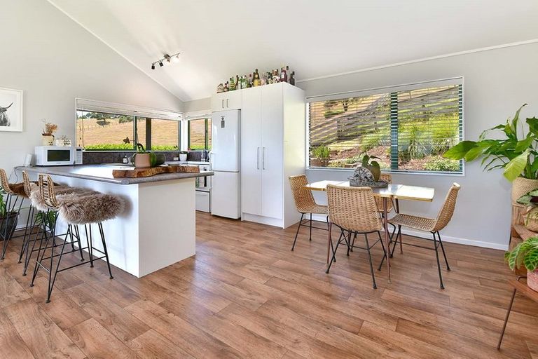 Photo of property in 2298 Kaipara Coast Highway, Makarau, Warkworth, 0984