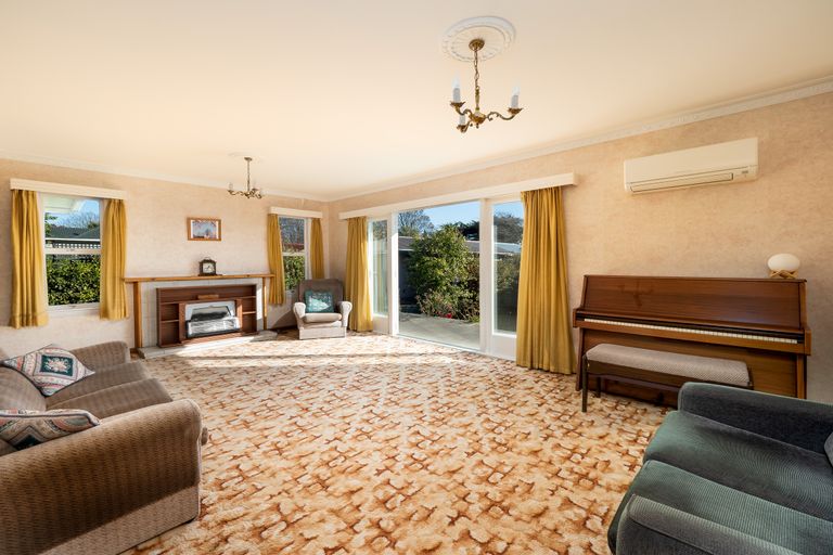 Photo of property in 1 Deejay Lane, Spreydon, Christchurch, 8024