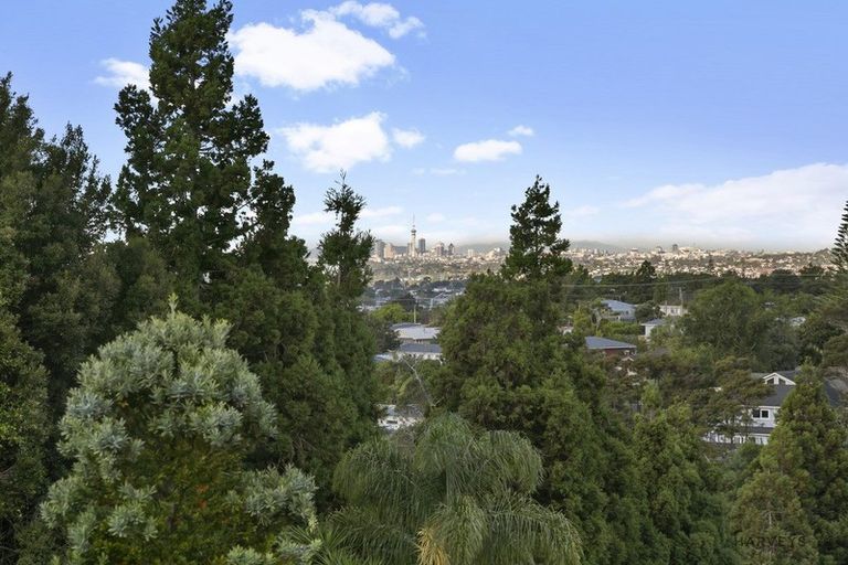 Photo of property in 147a Glengarry Road, Glen Eden, Auckland, 0602