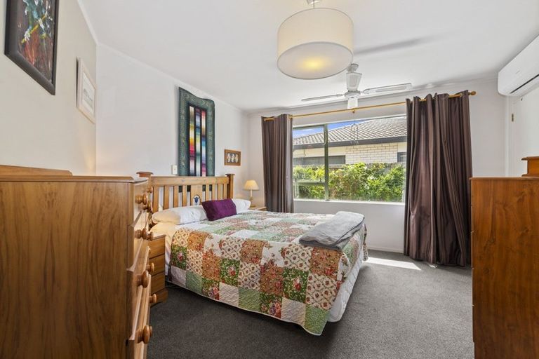 Photo of property in 11 Ashmore Place, Fairy Springs, Rotorua, 3015