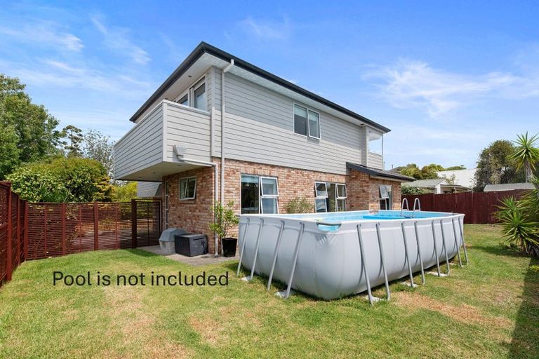Photo of property in 13a Marina Road, Torbay, Auckland, 0630