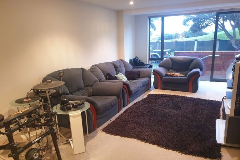 Photo of property in Nouvo Apartments, 1/21c Rugby Street, Mount Cook, Wellington, 6021