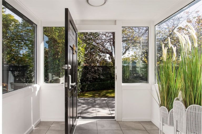 Photo of property in 1/130 Clyde Road, Ilam, Christchurch, 8041