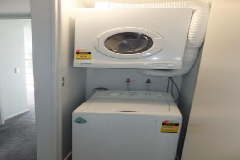 Photo of property in Vespa Apartments, 505/20 Hanson Street, Mount Cook, Wellington, 6021