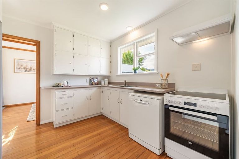 Photo of property in 48 Kiwi Street, Heretaunga, Upper Hutt, 5018