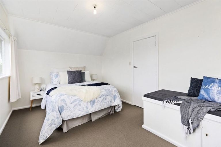 Photo of property in 63 Gordon Road, Plimmerton, Porirua, 5026