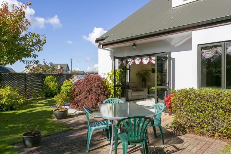 Photo of property in 2 Abbey Way, Rangatira Park, Taupo, 3330