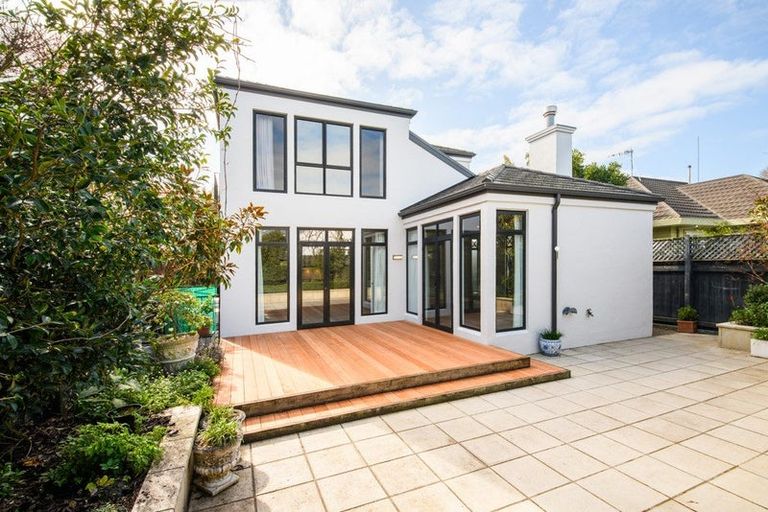 Photo of property in 232a Victoria Avenue, Hokowhitu, Palmerston North, 4410