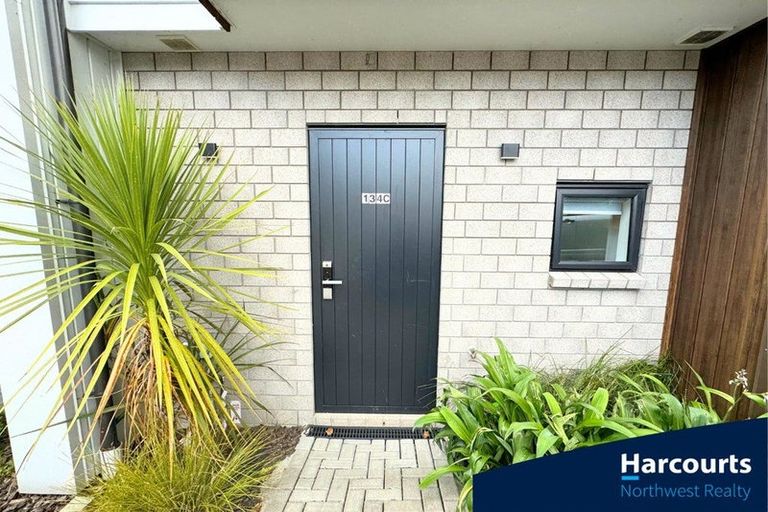 Photo of property in 134c Tiriwa Drive, Massey, Auckland, 0614