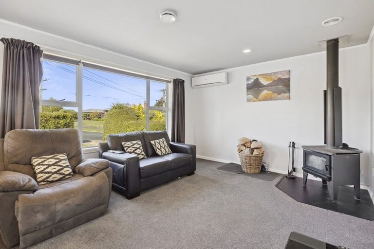 Photo of property in 1 Stephen Street, Halfway Bush, Dunedin, 9010