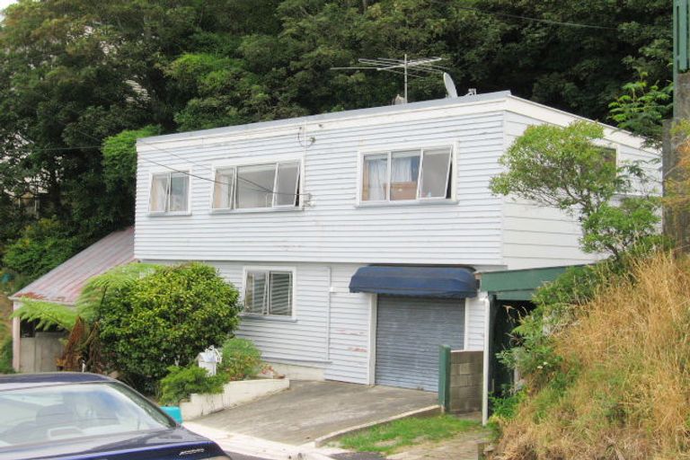 Photo of property in 19 Whaui Street, Vogeltown, Wellington, 6021