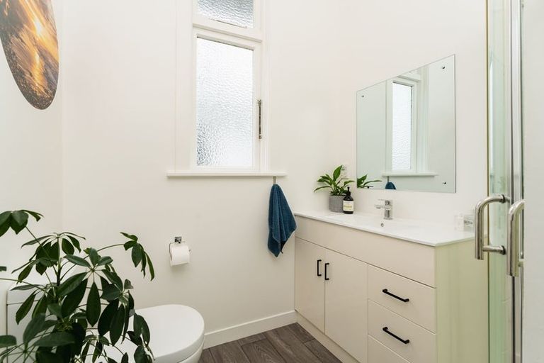 Photo of property in 124 Fitzroy Street, Forbury, Dunedin, 9012