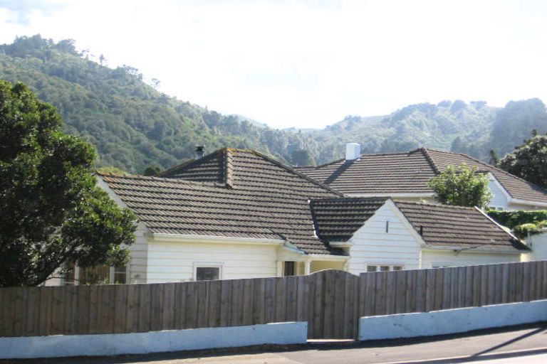 Photo of property in 145 Khandallah Road, Khandallah, Wellington, 6035