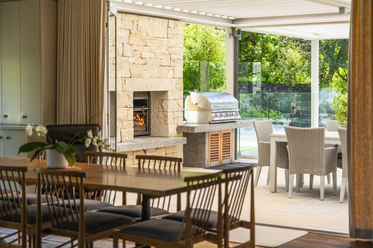 Photo of property in 49 Whakamoenga Point, Acacia Bay, Taupo, 3385