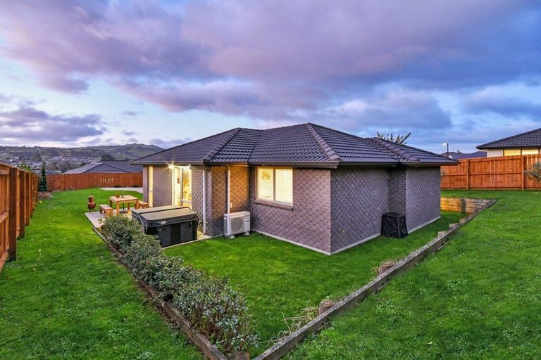 Photo of property in 12 Loader Place, Pokeno, 2402