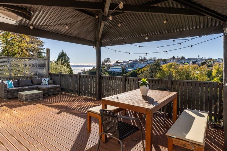 Photo of property in 23 Fitzroy Road, Bluff Hill, Napier, 4110