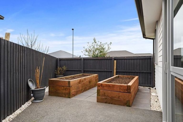 Photo of property in 8 Sharman Place, Wigram, Christchurch, 8042