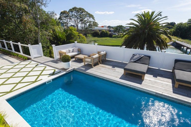 Photo of property in 46 Stout Street, Whataupoko, Gisborne, 4010