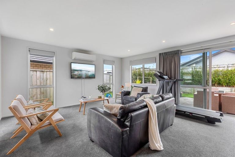 Photo of property in 110 Puhirake Crescent, Pyes Pa, Tauranga, 3112