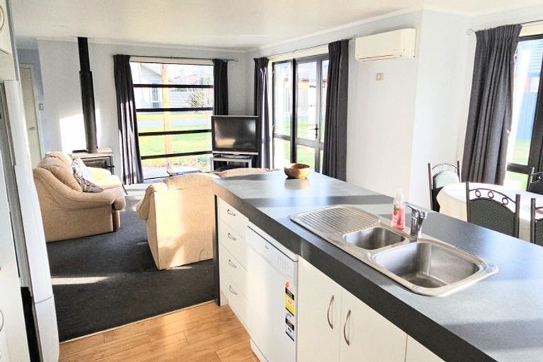 Photo of property in 11 Robertson Court, Cromwell, 9310