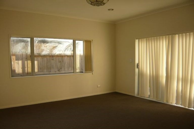 Photo of property in 16 Wessex Place, Rototuna North, Hamilton, 3210