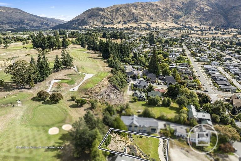 Photo of property in 16 Tenby Street, Wanaka, 9305