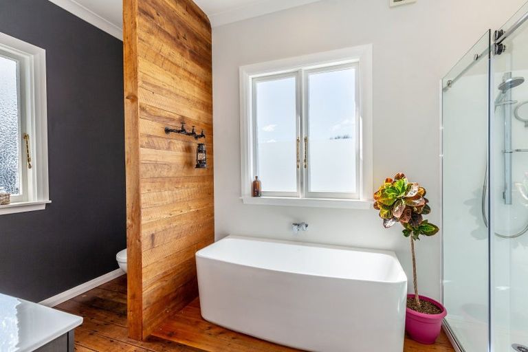 Photo of property in 31 Johnston Street, Featherston, 5710