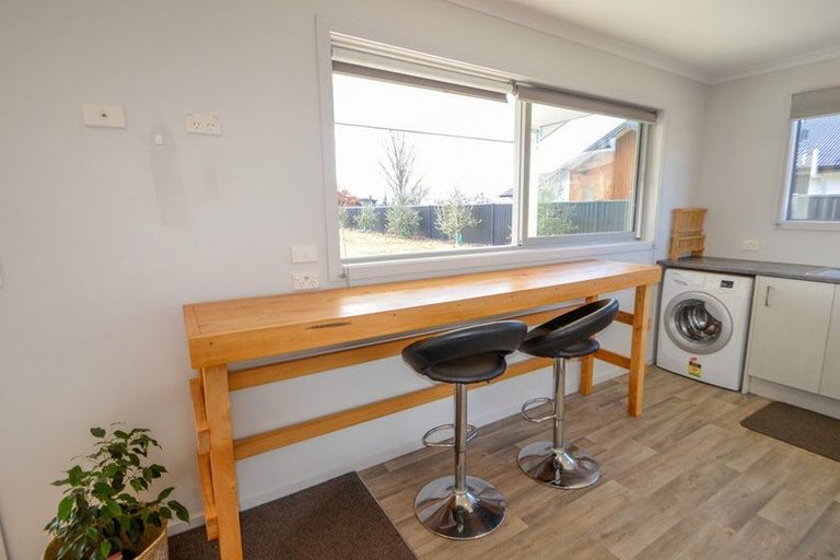 Photo of property in 20 Pisa Moorings Road, Mount Pisa, Cromwell, 9383