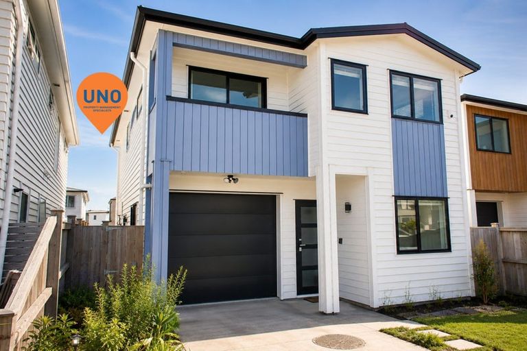 Photo of property in 42 Toanui Road, Hobsonville, Auckland, 0616