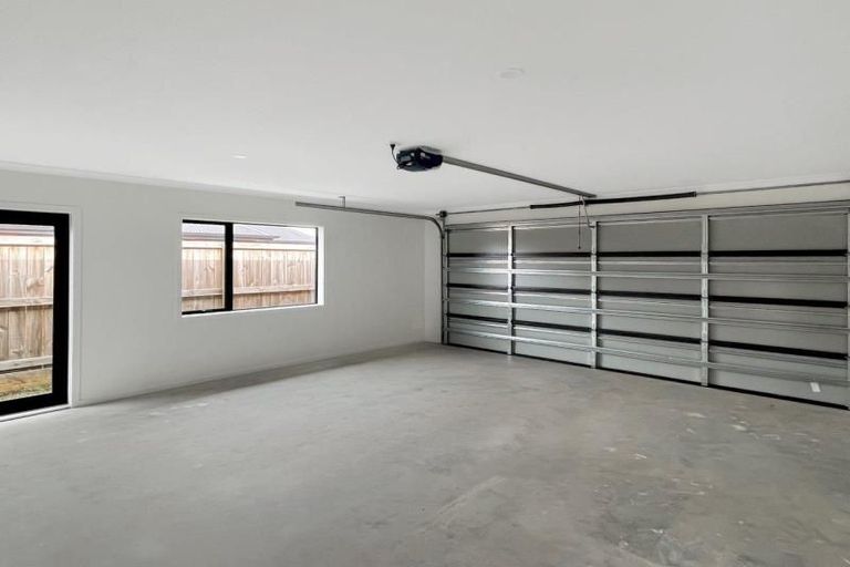 Photo of property in 28 Maanihi Drive, Rototuna North, Hamilton, 3210