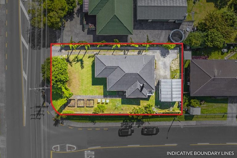 Photo of property in 63 Hepburn Road, Glendene, Auckland, 0602