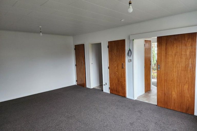 Photo of property in 2/52 Leighton Avenue, Waiwhetu, Lower Hutt, 5010