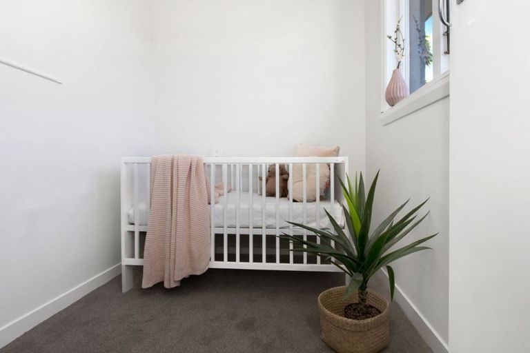 Photo of property in 11 Craven Street, Sockburn, Christchurch, 8042