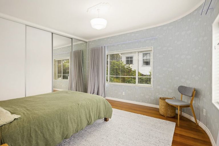 Photo of property in 107 Karori Road, Karori, Wellington, 6012