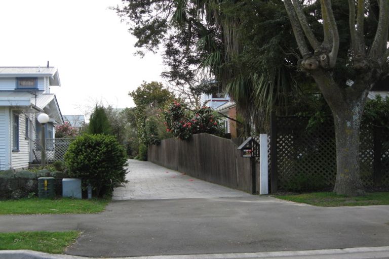 Photo of property in 8a Thorrington Road, Cashmere, Christchurch, 8022