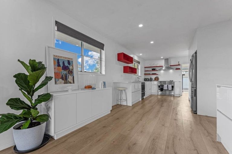 Photo of property in 80 Grove Road, Papakura, 2110