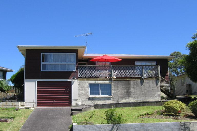 Photo of property in 66 Kia Ora Road, Beach Haven, Auckland, 0626