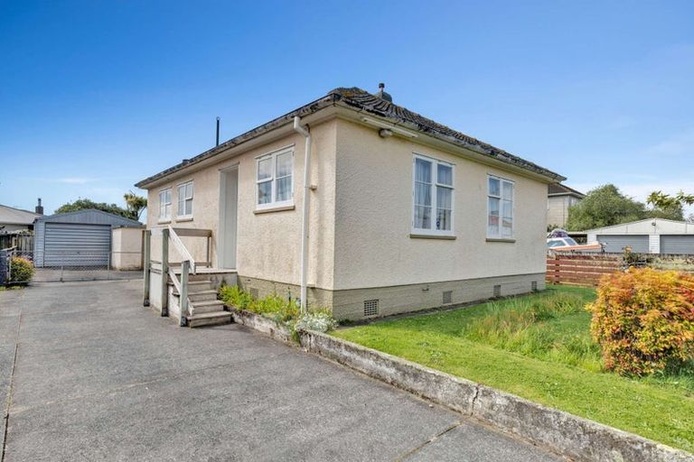 Photo of property in 119 Rangiora Avenue, Roslyn, Palmerston North, 4414